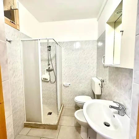 Holiday home Mono Giglio B